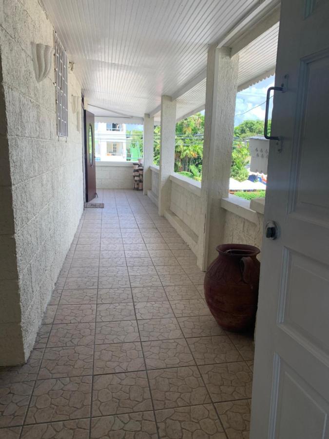 Beach Vue Barbados Бриджтаун Экстерьер фото