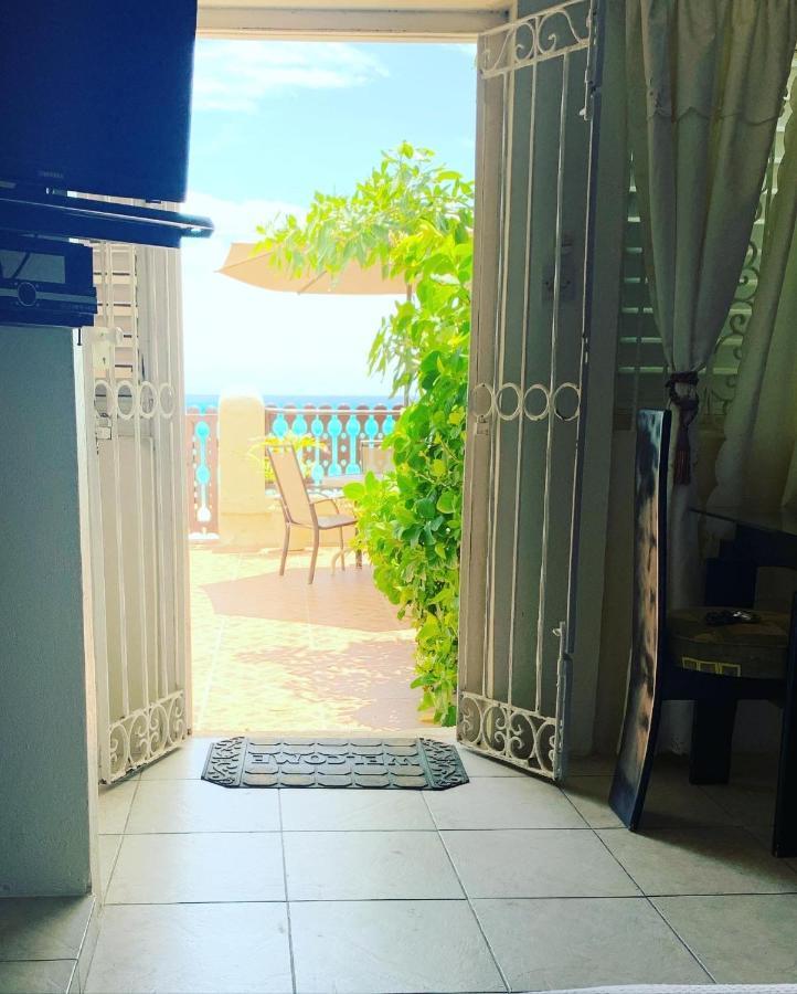 Beach Vue Barbados Бриджтаун Экстерьер фото